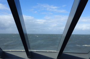 1 katamaran i solsken