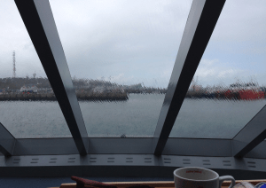 5anlöper hamnen i Helgoland